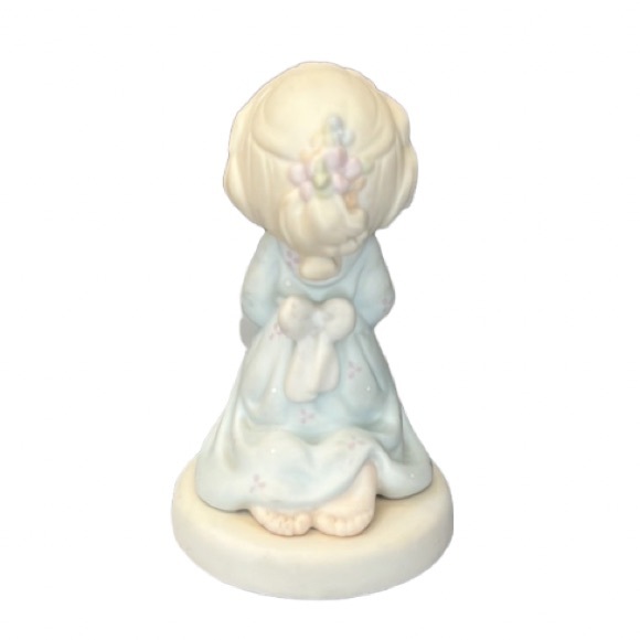 Clearance Sale - Precious Moments Little Girl Figurine - Picture 5 of 9